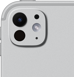 ตัวเครื่องภายนอกด้านหลังของ iPad Pro สีเงิน แสดงระบบกล้องระดับโปรที่ประกอบด้วยเลนส์ 5 ชิ้น และแฟลช True Tone ที่ปรับตามสภาวะ