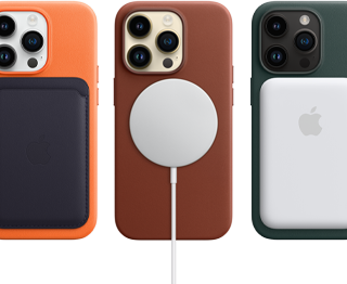 เคส MagSafe สำหรับ iPhone 14 Pro สีส้ม สีน้ำตาลแดงอัมเบอร์ สีเขียวฟอเรสต์ พร้อมอุปกรณ์เสริม MagSafe ต่างๆ ได้แก่ กระเป๋าสตางค์ ที่ชาร์จ และแบตเตอรี่แพ็ค