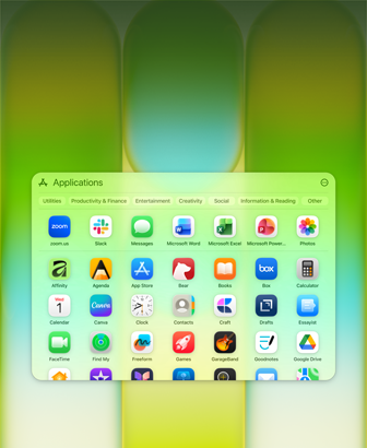 หน้าจอ MacBook Neo พร้อมหน้าต่างแอปพลิเคชันที่มี Microsoft PowerPoint, Word, Excel และ OneNote, Google Chrome และ Google Drive, FaceTime, ข้อความ, รูปภาพ, โน้ต, Canva, WhatsApp, Zoom, Essayist, Craft, Affinity, Box และ Todoist