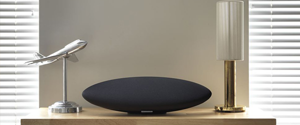 B&W Zeppelin Wireless