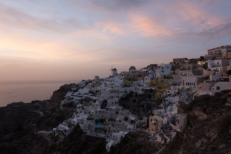Elia-Locardi-Travel-Photography-Tranquility-Santorini-Stage-One-BEFORE-1440-60q-800x534