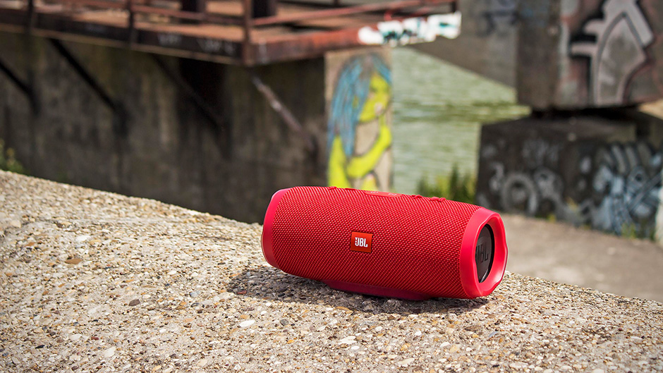 charge3_red_outdoor
