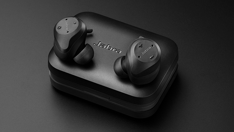 jabra-elite-sport-product-adshot-on-case