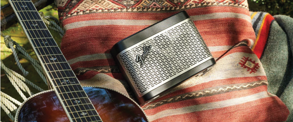 Fender Newport