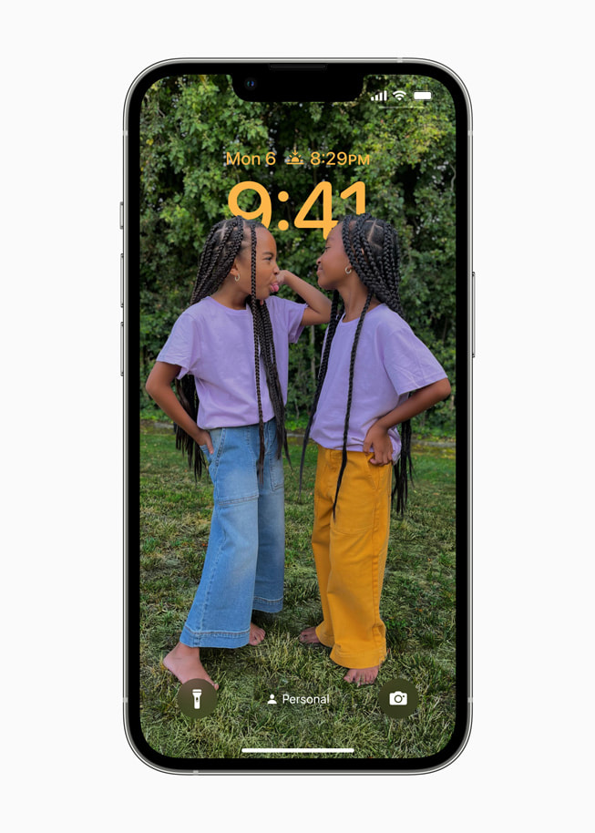 Apple เผยประสบการณ์หน้าจอล็อคแบบใหม่หมดและวิธีใหม่ในการแชร์และติดต่อสื่อสารใน iOS 16
